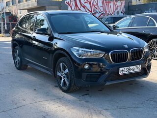 2015 BMW X1 20i xDrive II (F48), чёрный, 2390000 рублей, вид 3