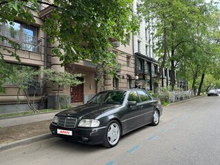 1993 Mercedes-Benz C-Класс AMG 36 AMG I (W202), серый, 1000000 рублей, вид 1