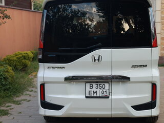 2015 Honda Stepwgn Spada V, белый, 1778000 рублей, вид 5