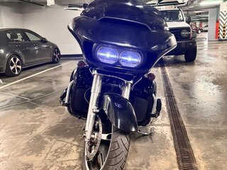 2021 Harley-Davidson Road Glide, чёрный, 1799999 рублей, вид 2