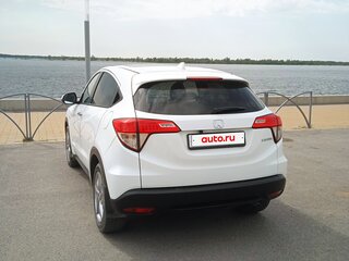 2020 Honda Vezel I Рестайлинг, белый, 1829500 рублей, вид 5