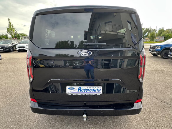 2026 Ford Tourneo Custom LWB II, чёрный, 7750000 рублей - вид 8