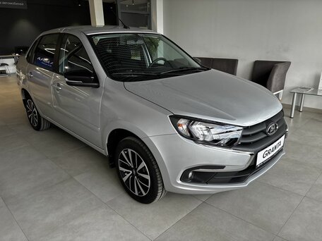 2026 Lada (ВАЗ) Granta I Рестайлинг, серебристый, 1238000 рублей, вид 2