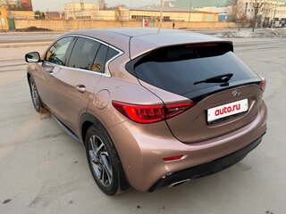 2017 Infiniti Q30, бежевый, 2150000 рублей, вид 4