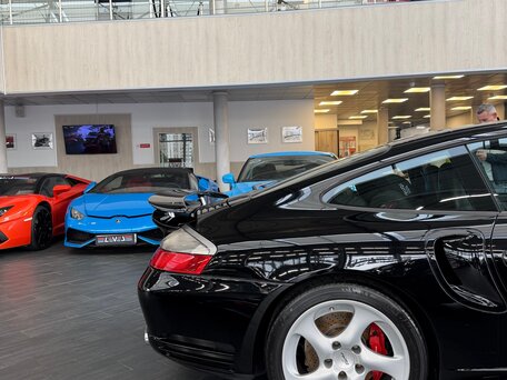 2003 Porsche 911 Turbo V (996) Рестайлинг, чёрный, 7300000 рублей, вид 3