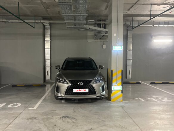 2020 Lexus RX 300 IV Рестайлинг, серый, 4800000 рублей - вид 10