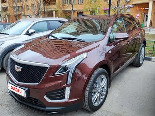 2022 Cadillac XT5 I Рестайлинг, коричневый, 5100000 рублей, вид 1