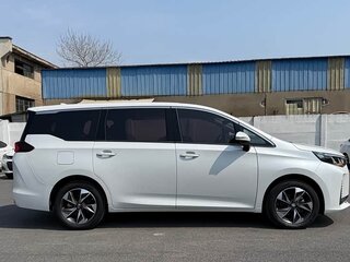 2023 GAC Trumpchi M6 Pro, белый, 1394000 рублей, вид 5