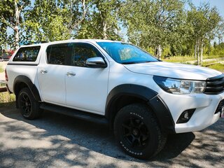 2015 Toyota Hilux VIII, белый, 3100000 рублей, вид 3