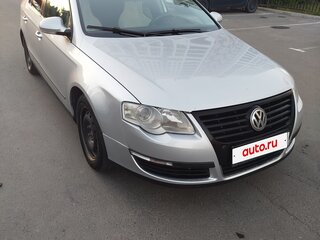 2005 Volkswagen Passat B6, серебристый, 520000 рублей, вид 1