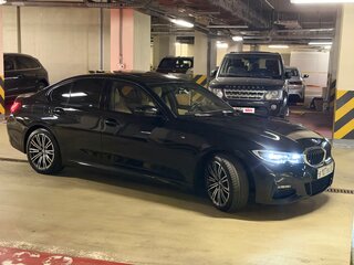 2021 BMW 3 серии 320i VII (G2x), чёрный, 4400000 рублей, вид 3