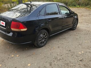 2011 Volkswagen Polo V, чёрный, 545000 рублей, вид 4