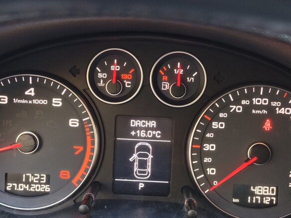 2011 Audi A3 II (8P) Рестайлинг 2, белый, 950000 рублей - вид 7