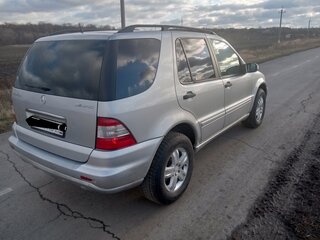 2003 Mercedes-Benz M-Класс 350 I (W163) Рестайлинг, серый, 700000 рублей, вид 3