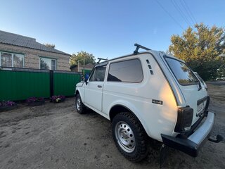1998 Lada (ВАЗ) 2121 (4x4) I Рестайлинг, белый, 320000 рублей, вид 3