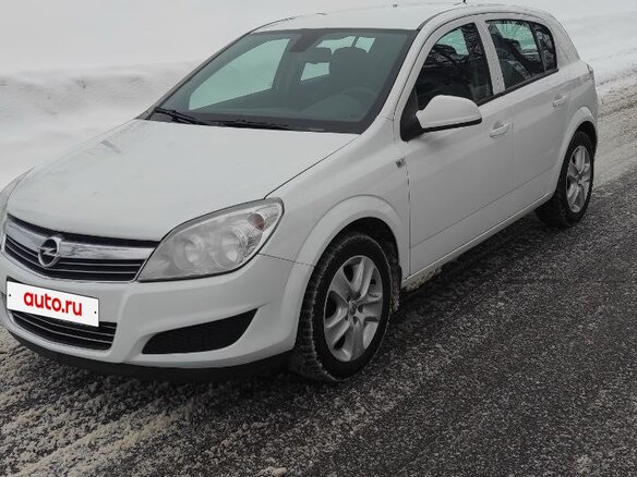 2012 Opel Astra H Рестайлинг, белый, 595000 рублей - вид 1