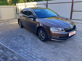2017 Skoda Octavia III (A7) Рестайлинг, коричневый, 1780000 рублей, вид 2