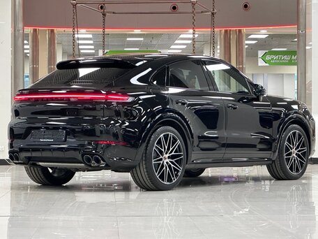 2026 Porsche Cayenne Coupé III Рестайлинг, чёрный, 17450000 рублей, вид 4