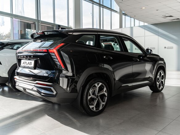 2026 Geely Atlas II, чёрный, 4119990 рублей - вид 26