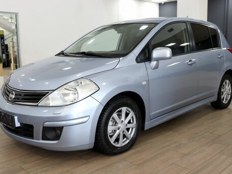 Nissan Tiida I Рестайлинг