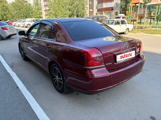 2006 Toyota Avensis II Рестайлинг, красный, 550000 рублей, вид 3