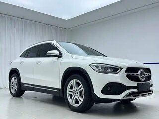 2022 Mercedes-Benz GLA 180 II (H247), белый, 2867007 рублей, вид 3