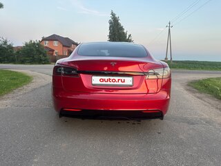 2022 Tesla Model S Long Range I Рестайлинг 2, красный, 4477424 рублей, вид 5