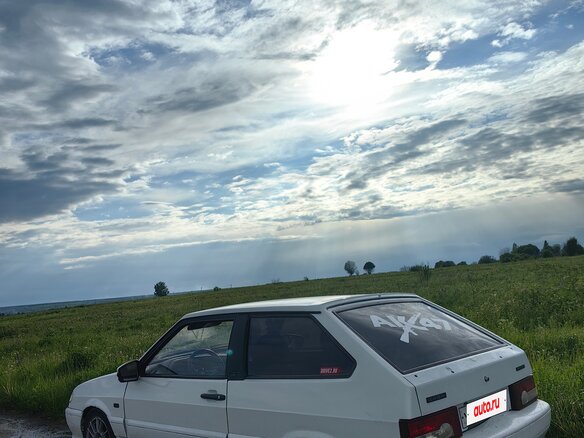 2005 Lada (ВАЗ) 2113, белый, 150000 рублей - вид 2