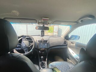 2013 Hyundai Solaris I, белый, 670000 рублей, вид 5