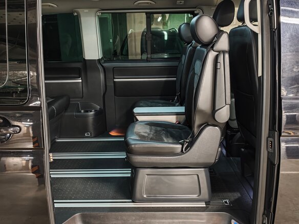 2017 Volkswagen Multivan T6, чёрный - вид 15