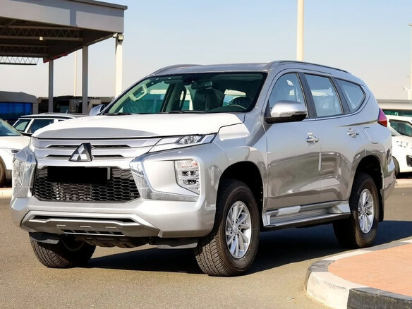 2023 Mitsubishi Pajero Sport III Рестайлинг, серебристый