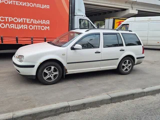 1999 Volkswagen Golf IV, белый, 350000 рублей, вид 5