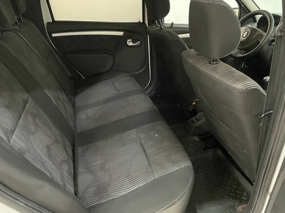 2010 Renault Logan I Рестайлинг, белый - вид 18