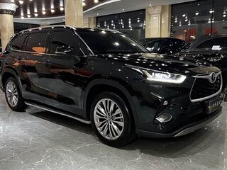 2024 Toyota Highlander IV (XU70), чёрный, 4723000 рублей, вид 2