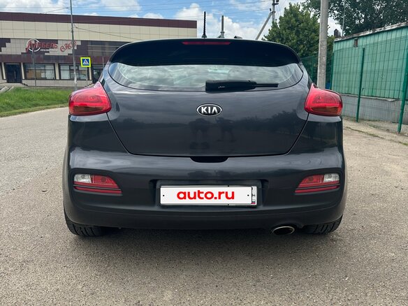 2016 Kia Ceed II Рестайлинг, серый, 990000 рублей - вид 4