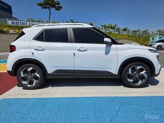 2023 Hyundai Venue I, белый, 1700123 рублей, вид 3