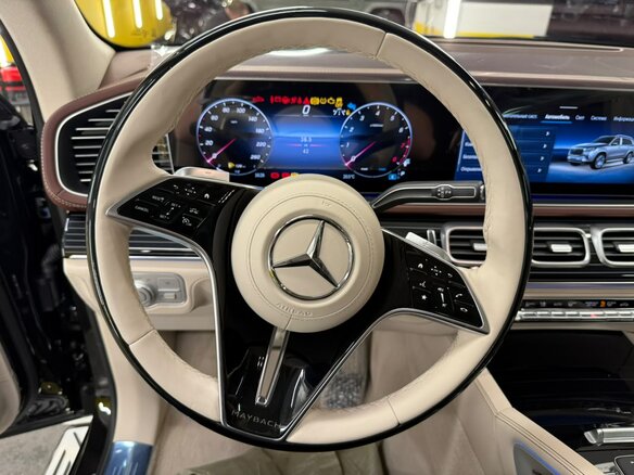 2026 Mercedes-Benz Maybach GLS 600 I Рестайлинг, чёрный, 29980000 рублей - вид 26