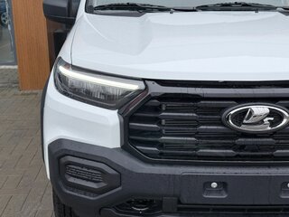 2026 Lada (ВАЗ) Niva Travel I Рестайлинг, белый, 1741900 рублей, вид 5