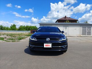 2019 Volkswagen Golf VII Рестайлинг, чёрный, 1850000 рублей, вид 1
