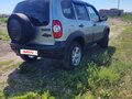 2015 Chevrolet Niva I Рестайлинг, серебристый, 360000 рублей - вид 2