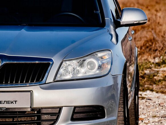 2011 Skoda Octavia II (A5) Рестайлинг, серебристый - вид 9