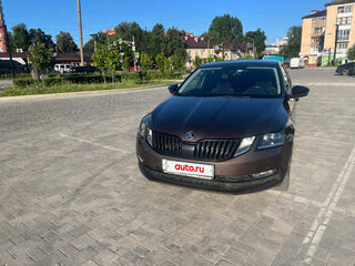 2017 Skoda Octavia III (A7) Рестайлинг, коричневый, 2090000 рублей, вид 2