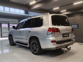 2012 Lexus LX 570 III Рестайлинг, серебристый, 4660000 рублей, вид 3