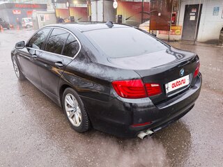 2011 BMW 5 серии 528i VI (F10/F11/F07), чёрный, 1850000 рублей, вид 3