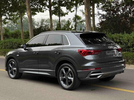 2022 Audi Q3 35 TFSI II (F3), серый, 2390000 рублей, вид 5
