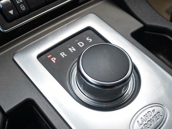 2014 Land Rover Discovery IV Рестайлинг, белый - вид 16
