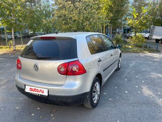2007 Volkswagen Golf V, серебристый, 480000 рублей, вид 4