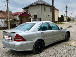 2002 Mercedes-Benz C-Класс 240 II (W203), серебристый, 750000 рублей, вид 5