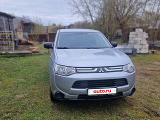 2013 Mitsubishi Outlander III, серый, 1230000 рублей, вид 1
