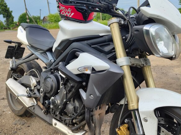 2015 Triumph Street Triple, белый, 505000 рублей - вид 5